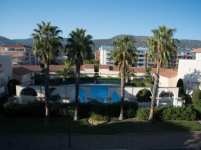 Appartement T2 avec piscine, climatisation et parking, à 700m de la plage - FR-1-803-21